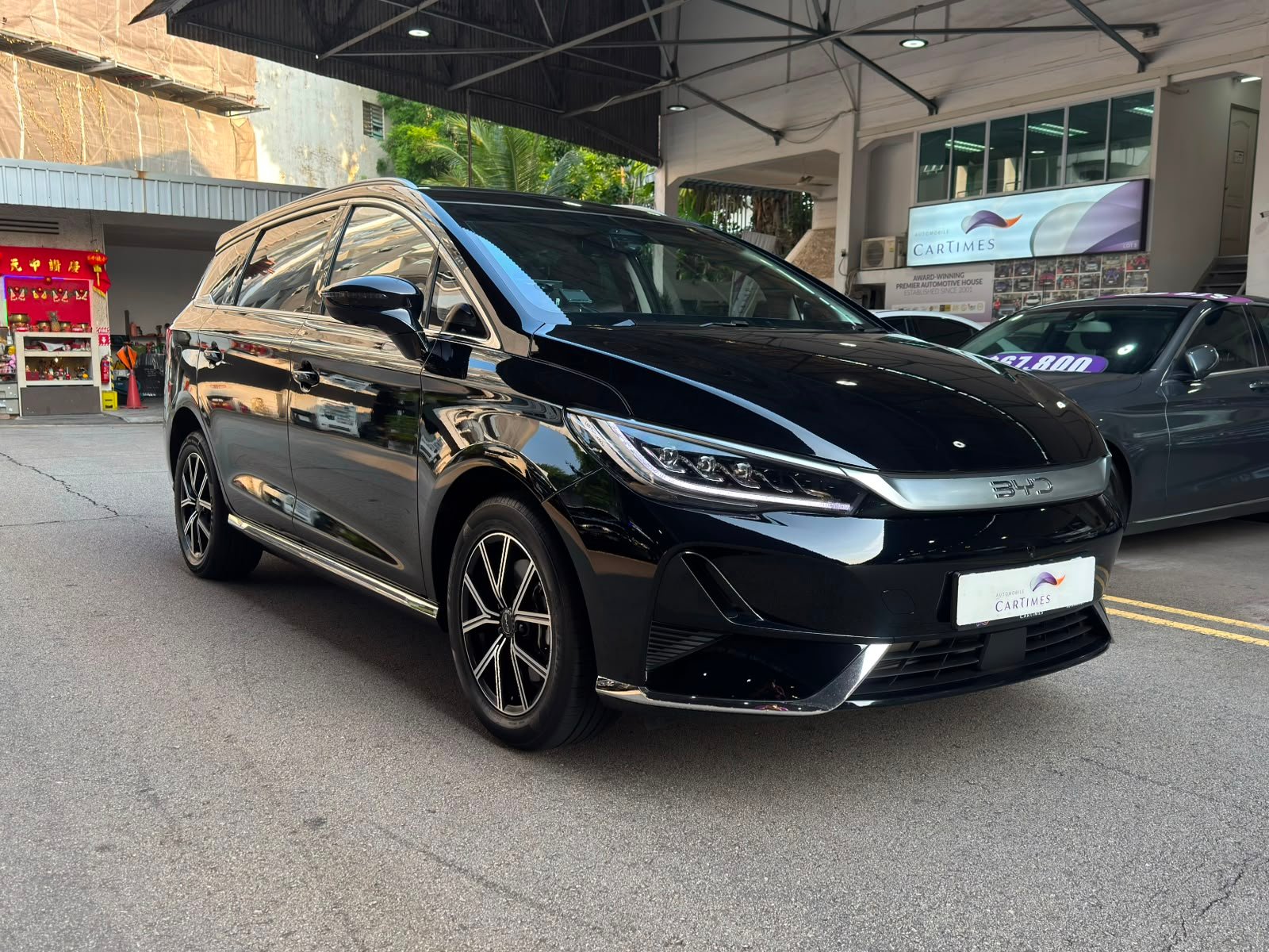 Used BYD M6 Extended Range 7 Seater for sale in Singapore
